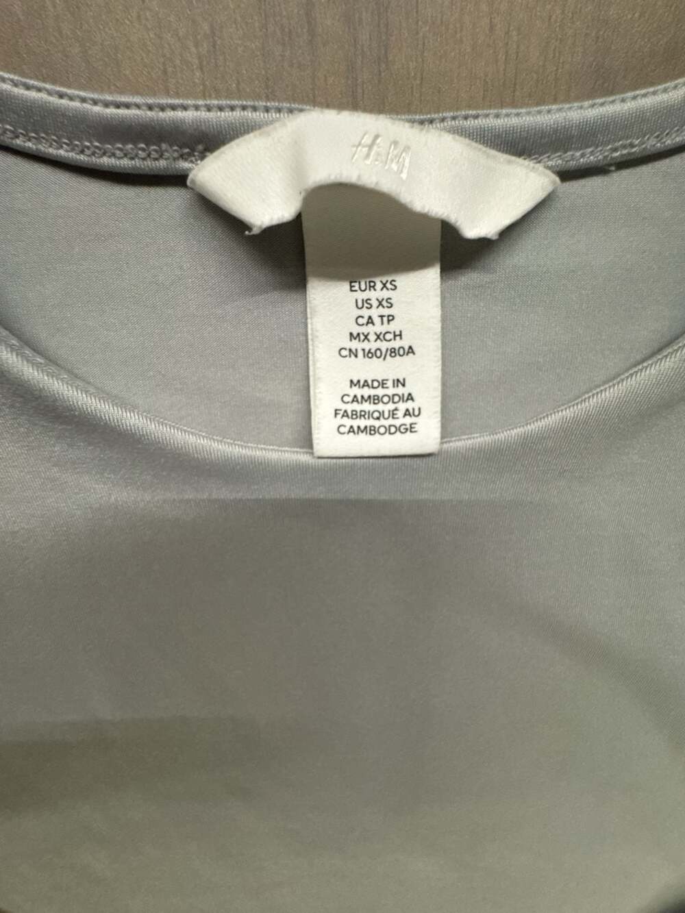 H&M Women's Gray Long Sleeve Crew Neck Slim Fit Top Size XS